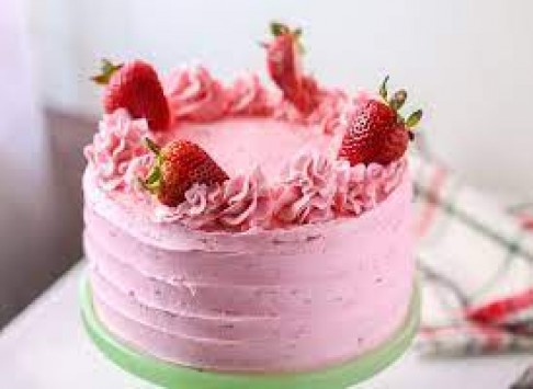 Strawberry Cool Cake