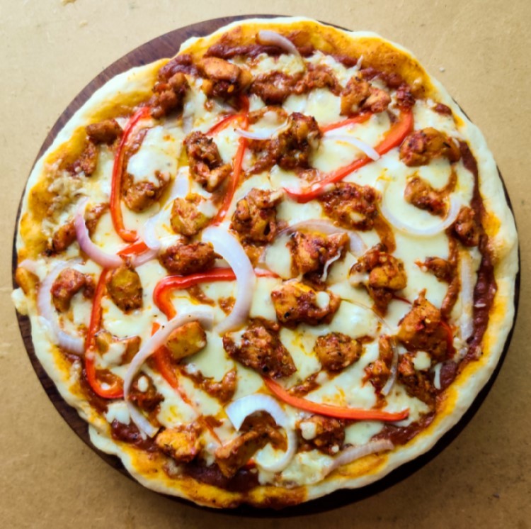 Peri peri Chicken Pizza
